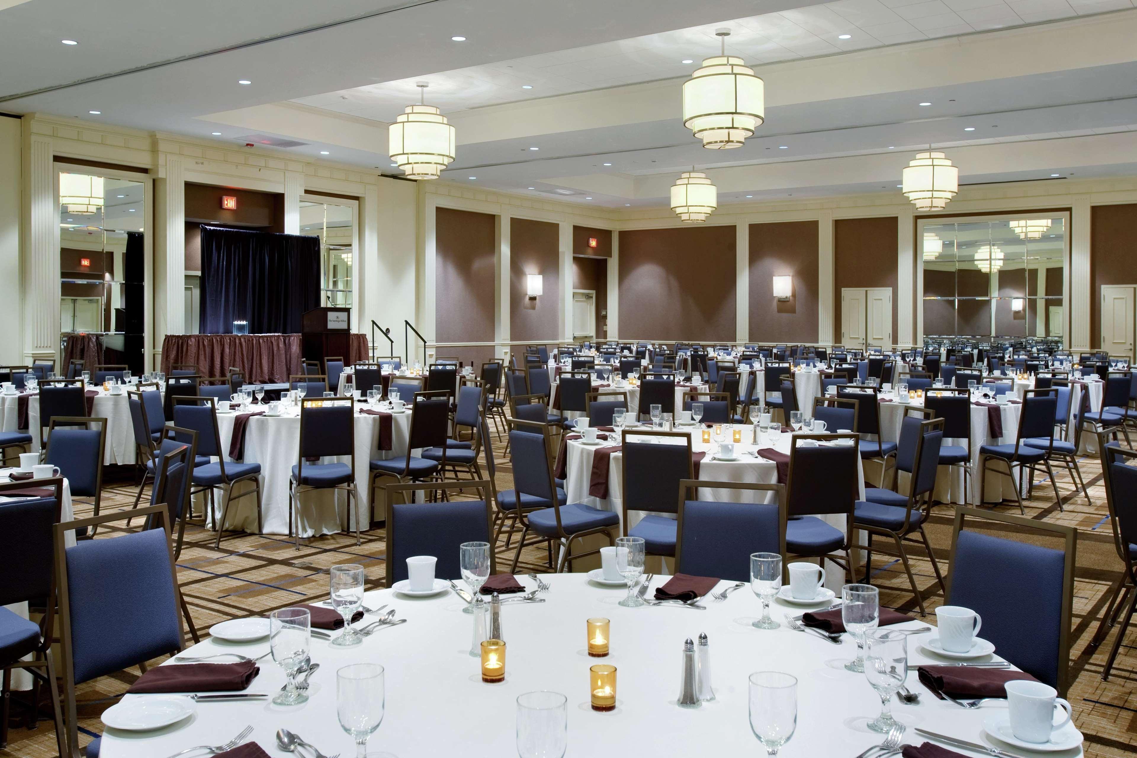 The Saratoga Hilton Hotel Saratoga Springs Ngoại thất bức ảnh