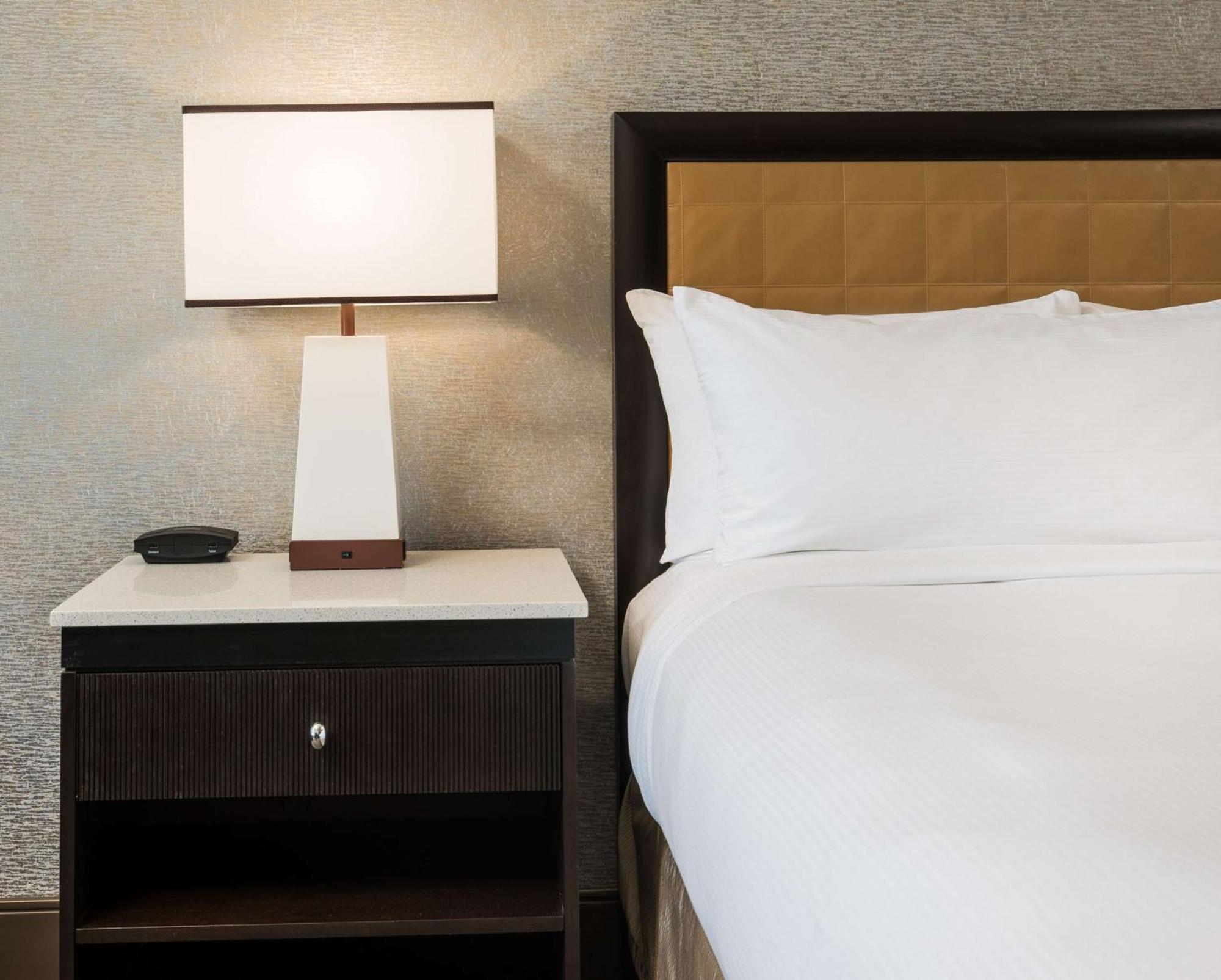 The Saratoga Hilton Hotel Saratoga Springs Ngoại thất bức ảnh