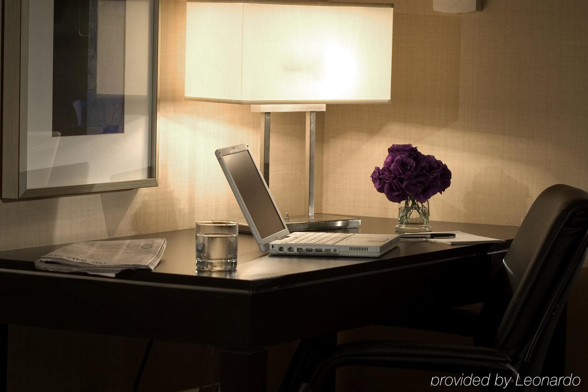 The Saratoga Hilton Hotel Saratoga Springs Phòng bức ảnh