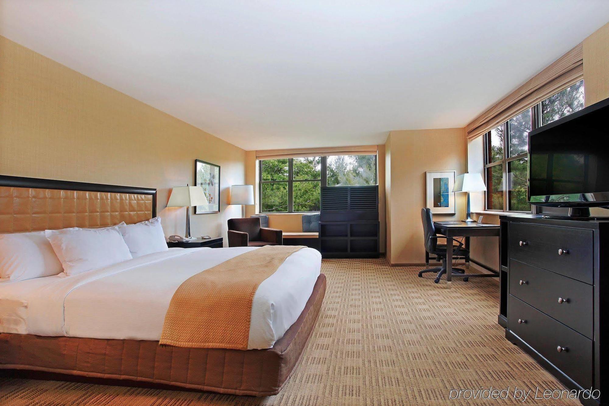 The Saratoga Hilton Hotel Saratoga Springs Phòng bức ảnh